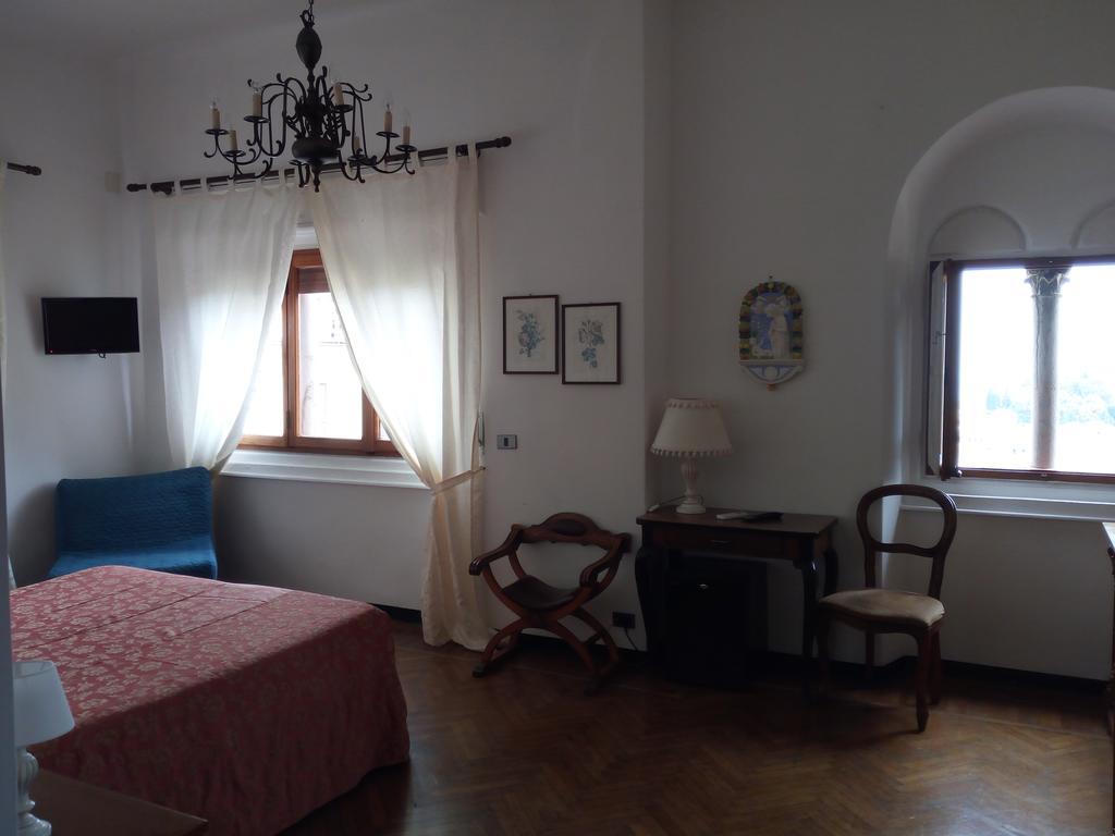 Hotel La Vela-Castello Il Rifugio سانتا مارغريتا ليغور المظهر الخارجي الصورة