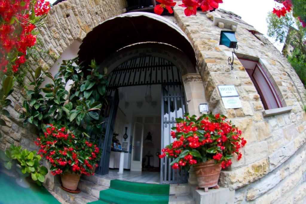Hotel La Vela-Castello Il Rifugio سانتا مارغريتا ليغور المظهر الخارجي الصورة